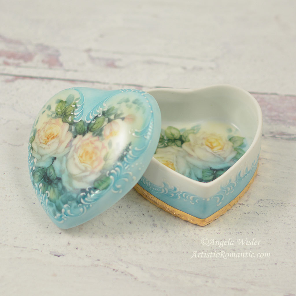 Light Blue White Roses Porcelain Heart Keepsake Box Hand Painted China